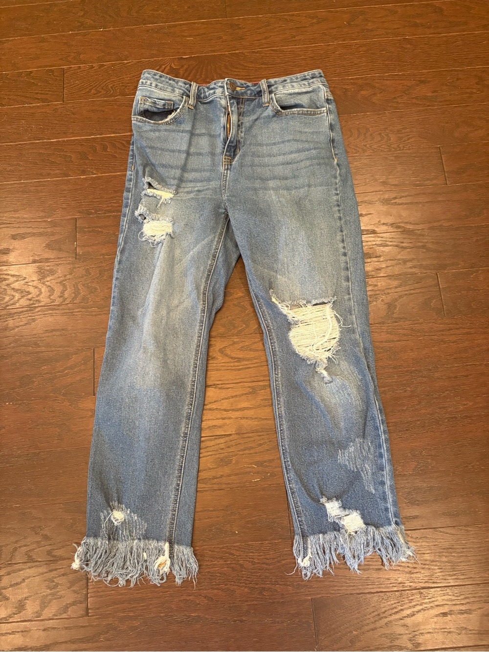 Cello Light Blue Distressed Cropped Ankle Jeans